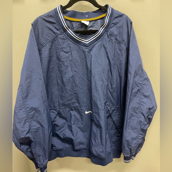 Nike Other - Nike Navy and white Jacket